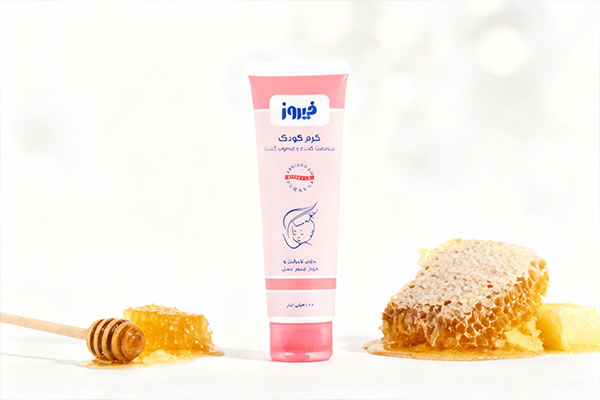 ترکیبات طبیعی در کرم محافظت کننده بچه فیروز