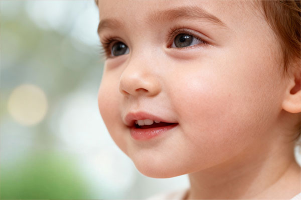 کرم آبرسان دست و صورت کودک برای پوست لطیف