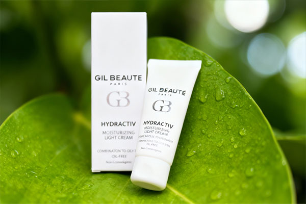 کرم مرطوب کننده لایت هیدراکتیو ژیل بوته با عناصر طبیعی