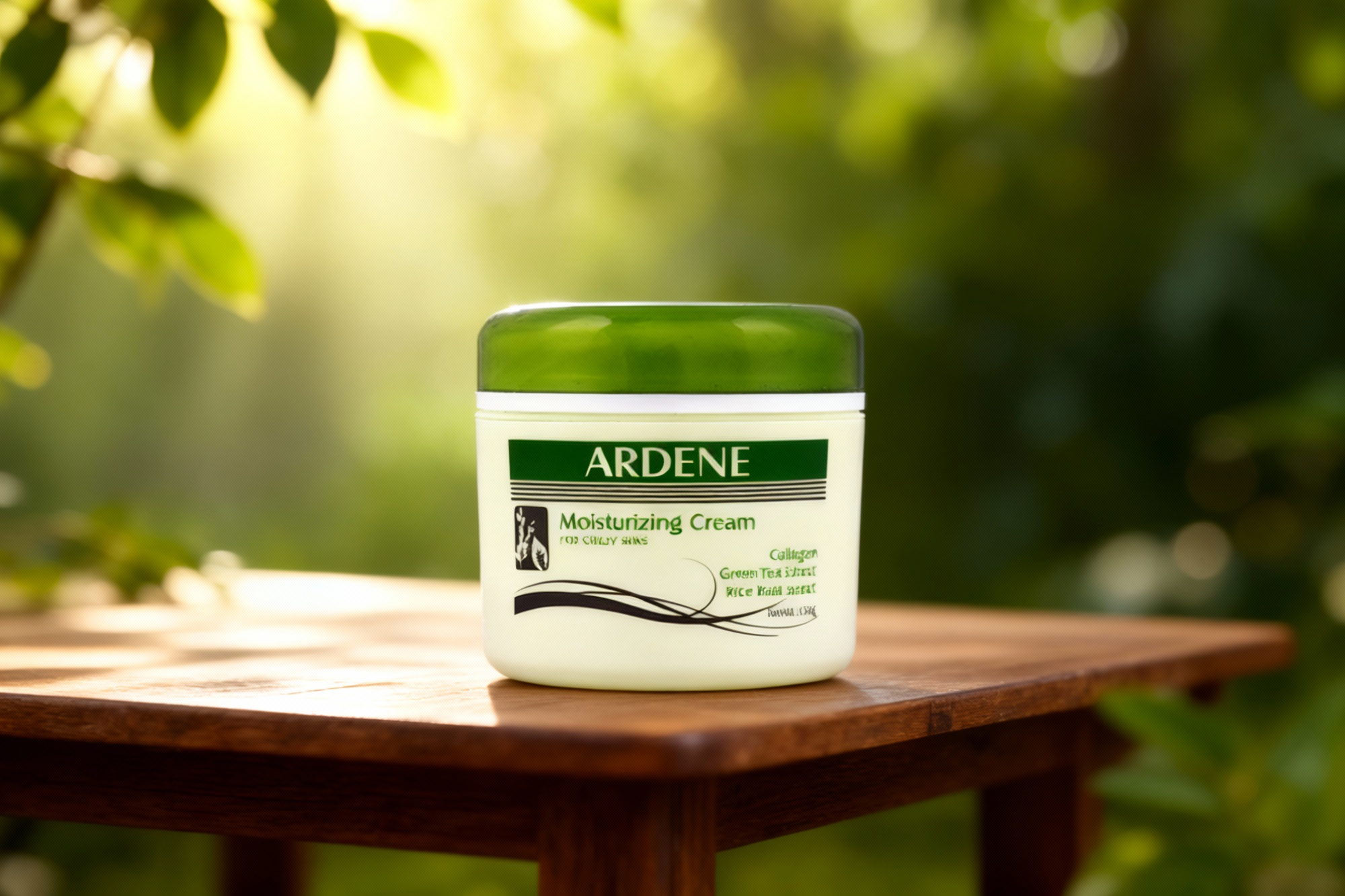 کرم آبرسان سبوس برنج آردن در محیط طبیعی