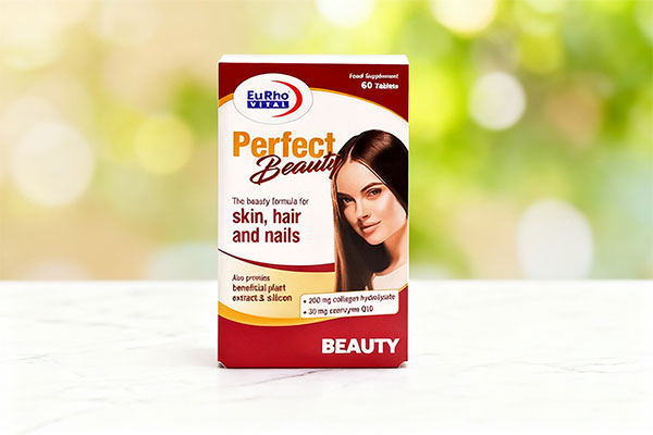 تصویر قرص پرفکت بیوتی یوروویتال روی سطح مرمر سفید