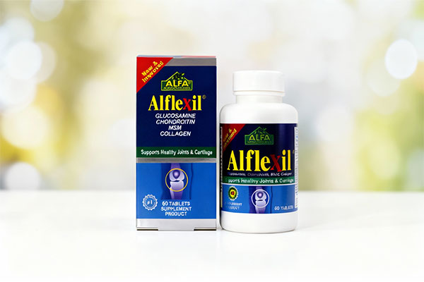 قرص آلفلکسیل آلفا ویتامینز 60 عددی روی سطح سفید