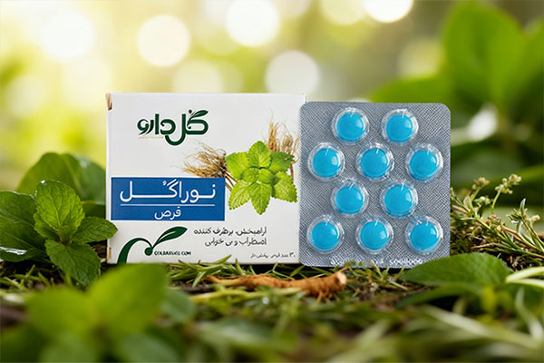 قرص نوراگل گل دارو در کنار گیاهان دارویی