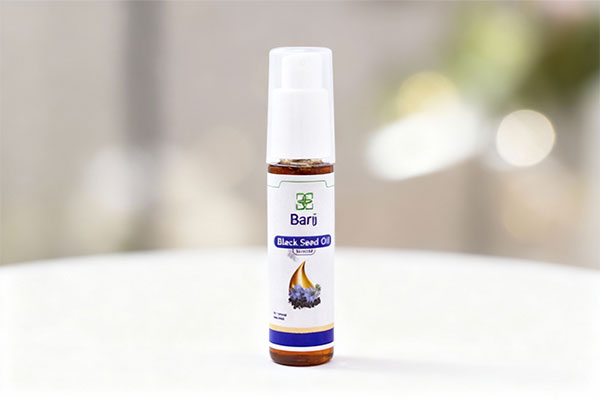روغن سیاهدانه باریج در بطری اسپری&zwnj;دار 30 میلی&zwnj;لیتری