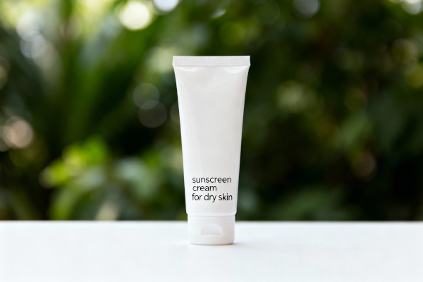 خرید ضد آفتاب پوست خشک خارجی و ایرانی