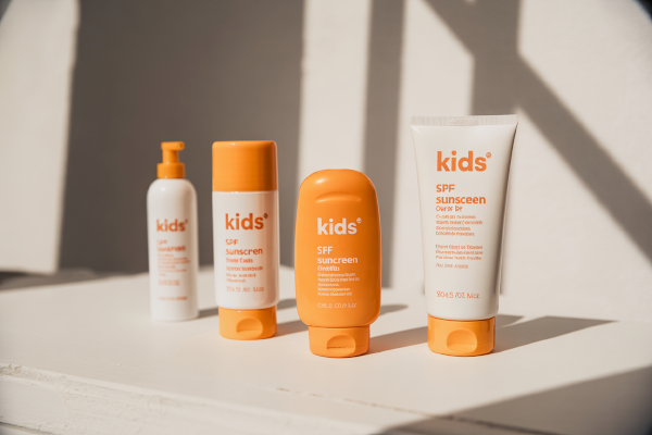 استفاده از کرم ضد آفتاب پوست خشک برای محافظت روزانه